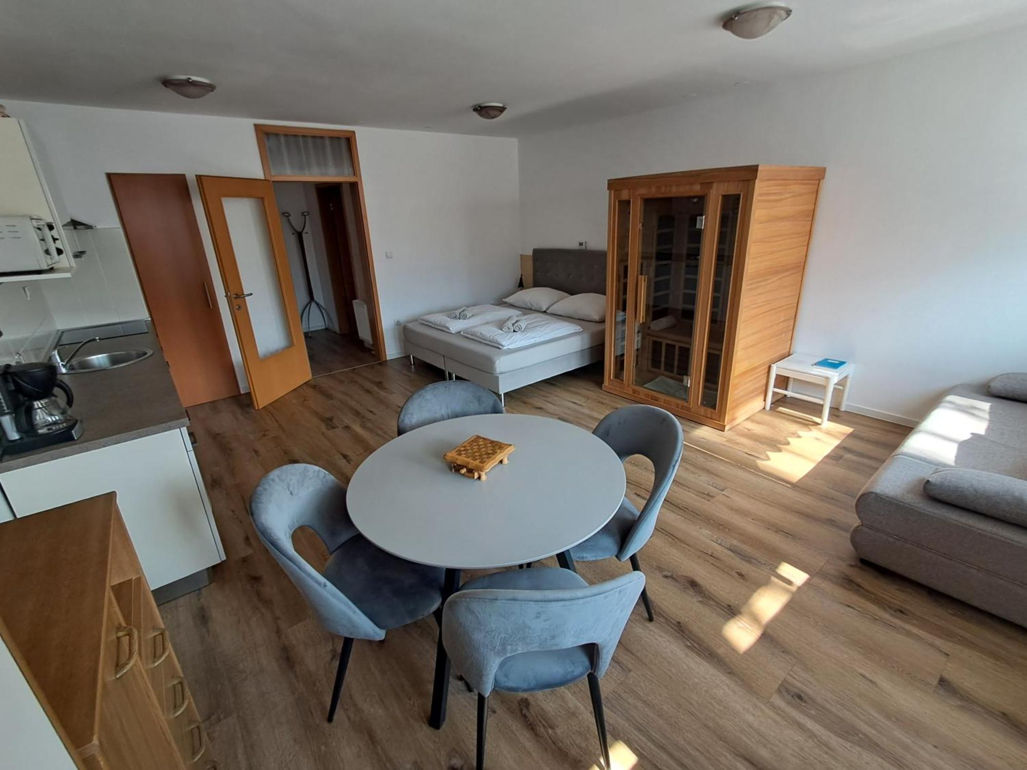 קובאריד Apartment Honey Bee With Sauna מראה חיצוני תמונה